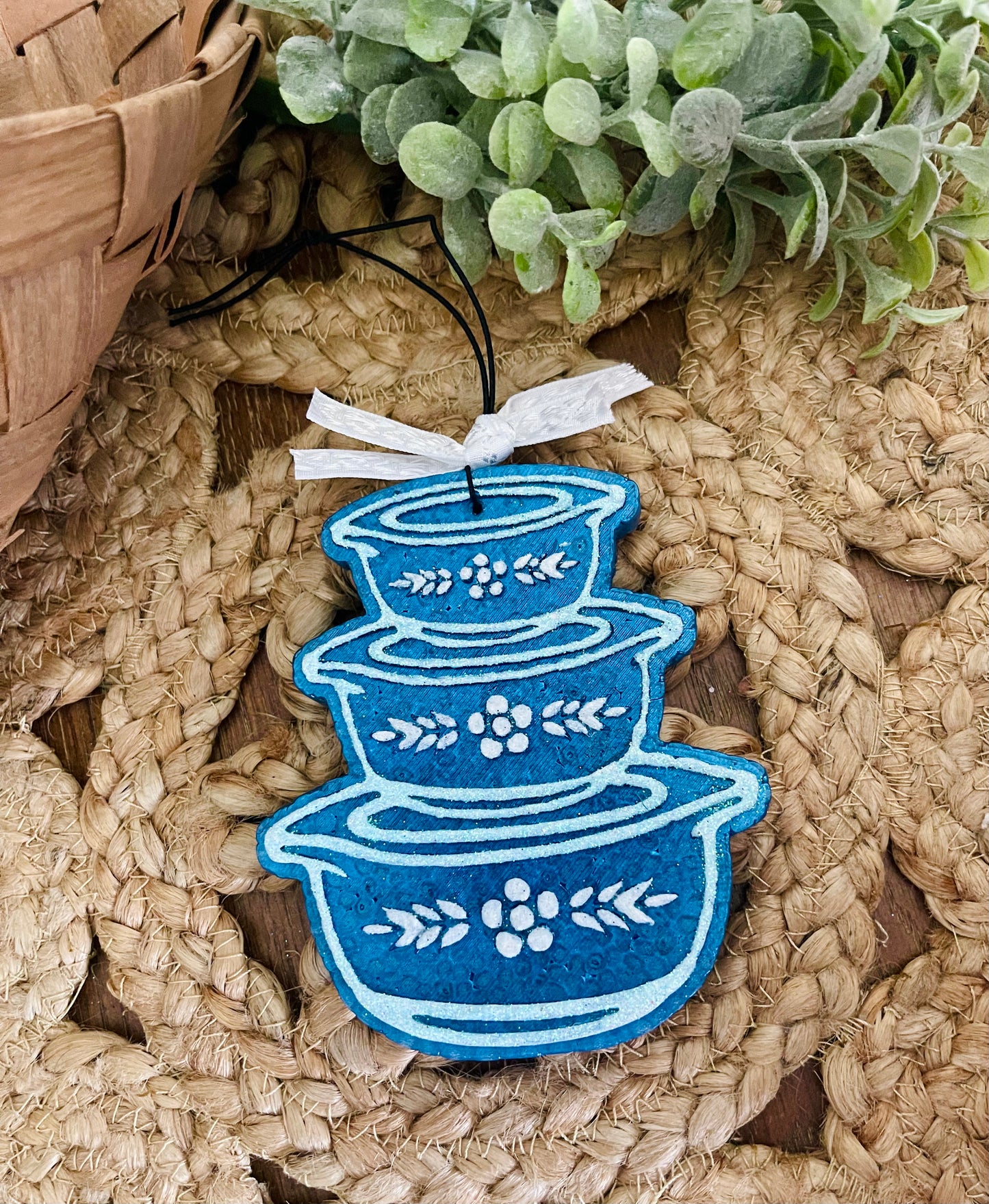 Vintage Stack Bowls Freshie